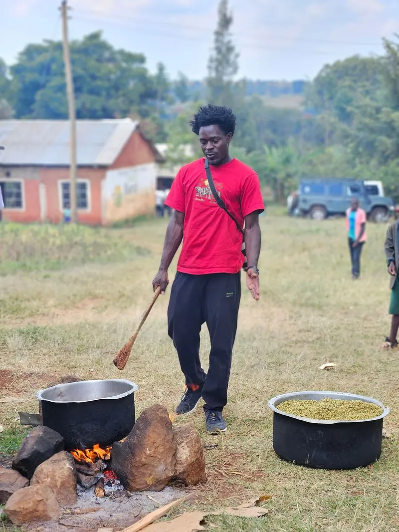 The same outreach day paired health education with a shared meal for the community
